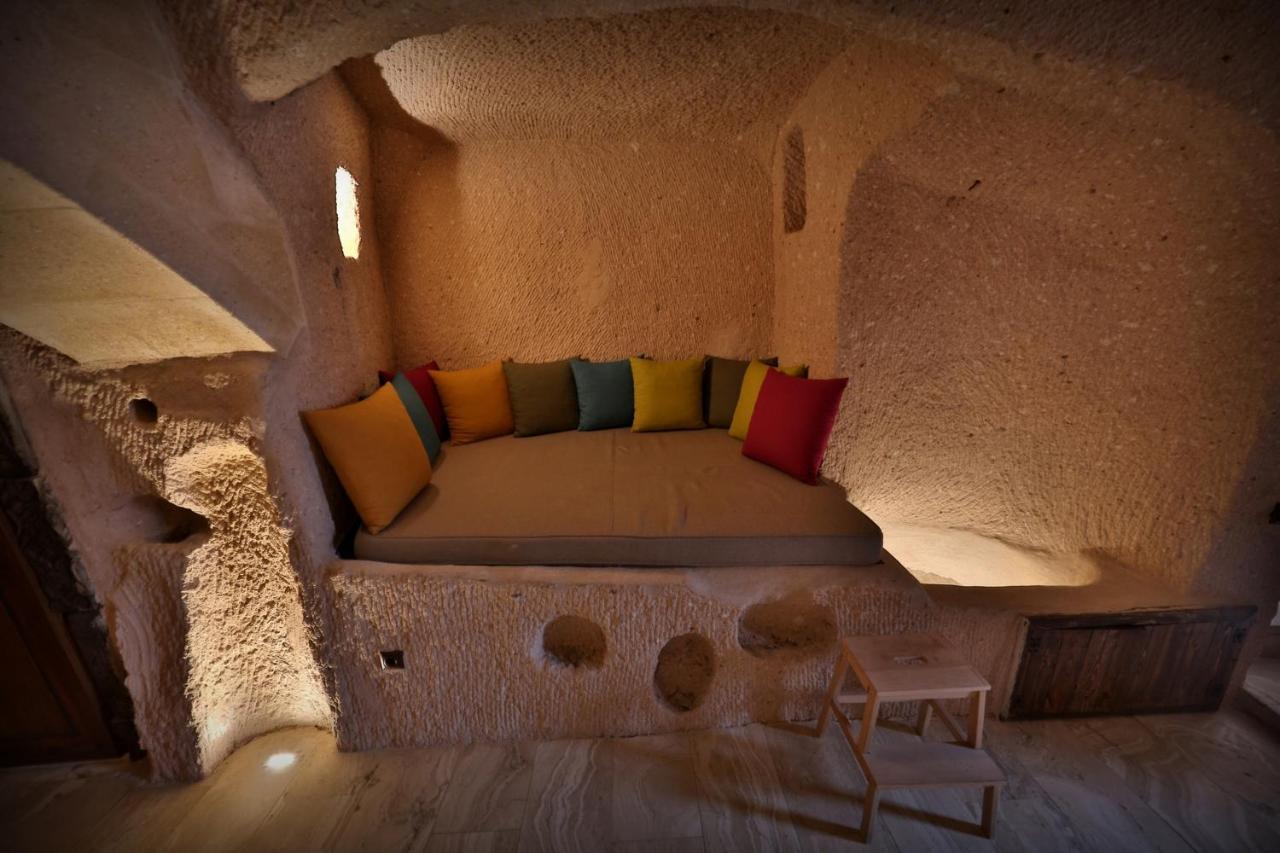 Eyes Of Cappadocia Cave Hotel Uçhisar Eksteriør billede
