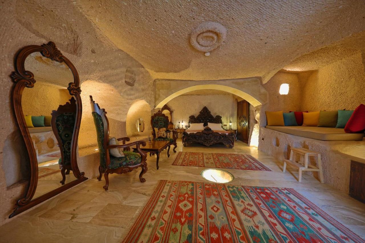 Eyes Of Cappadocia Cave Hotel Uçhisar Eksteriør billede