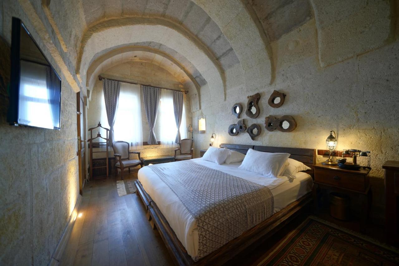 Eyes Of Cappadocia Cave Hotel Uçhisar Eksteriør billede